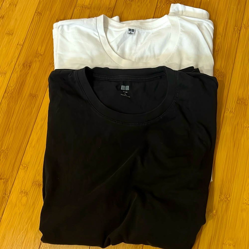 Uniqlo Supima Cotton Short Sleeve T Shirt (Set of 2)